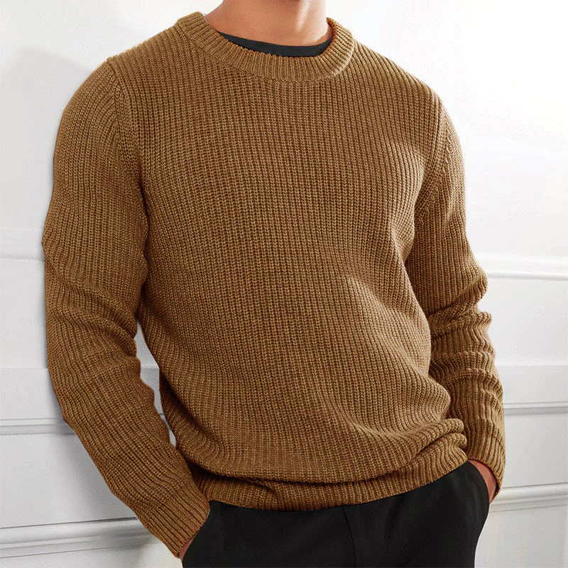 Classic men's autumn sweater with a timeless design, perfect for layering and everyday wear.







