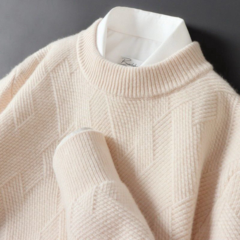 Durable and elegant men’s autumn sweater, perfect for stylish and cozy fall days.








