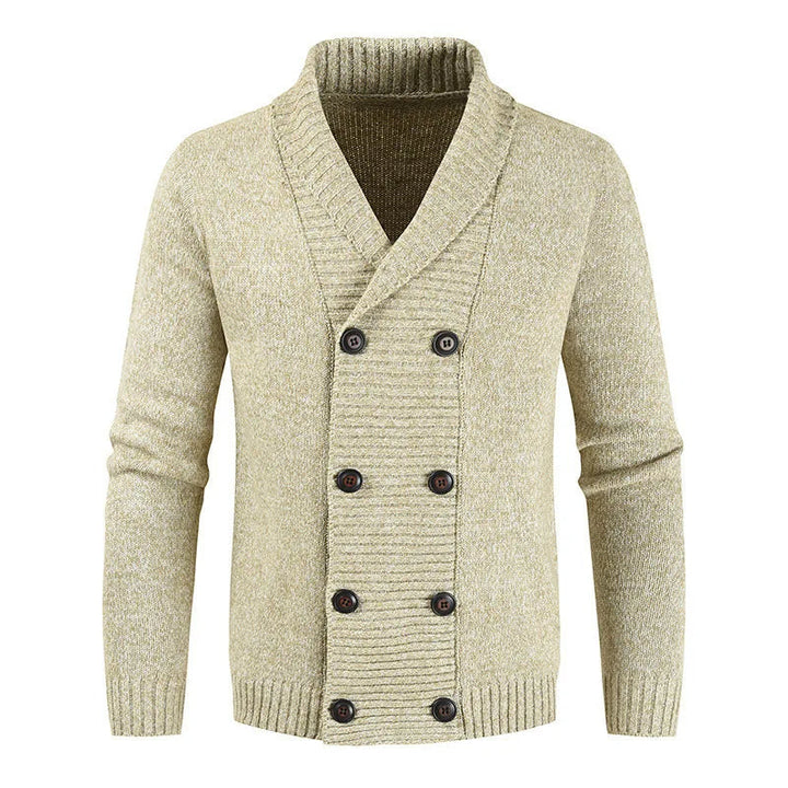 Stylish and warm men's autumn cardigan, perfect for layering on chilly days.







