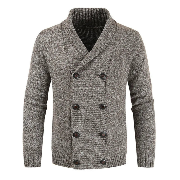 Stylish and warm men's autumn cardigan, perfect for layering on chilly days.







