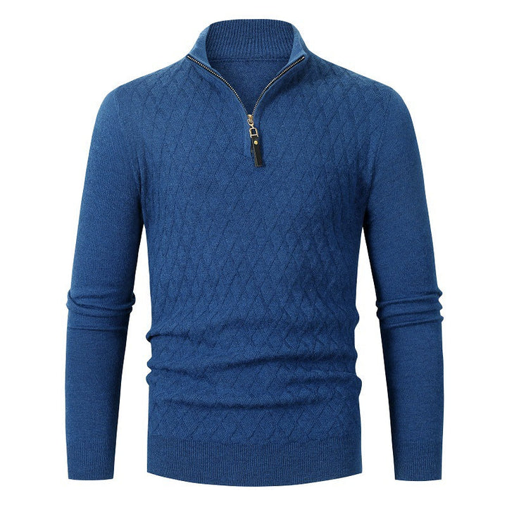 Sophisticated men’s autumn sweater with a refined and comfortable design, perfect for seasonal layering.