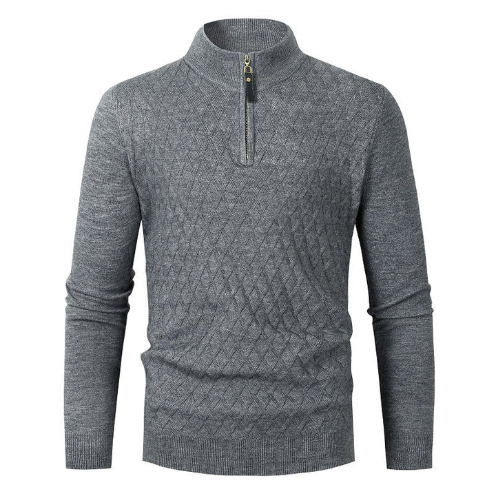 Sophisticated men’s autumn sweater with a refined and comfortable design, perfect for seasonal layering.