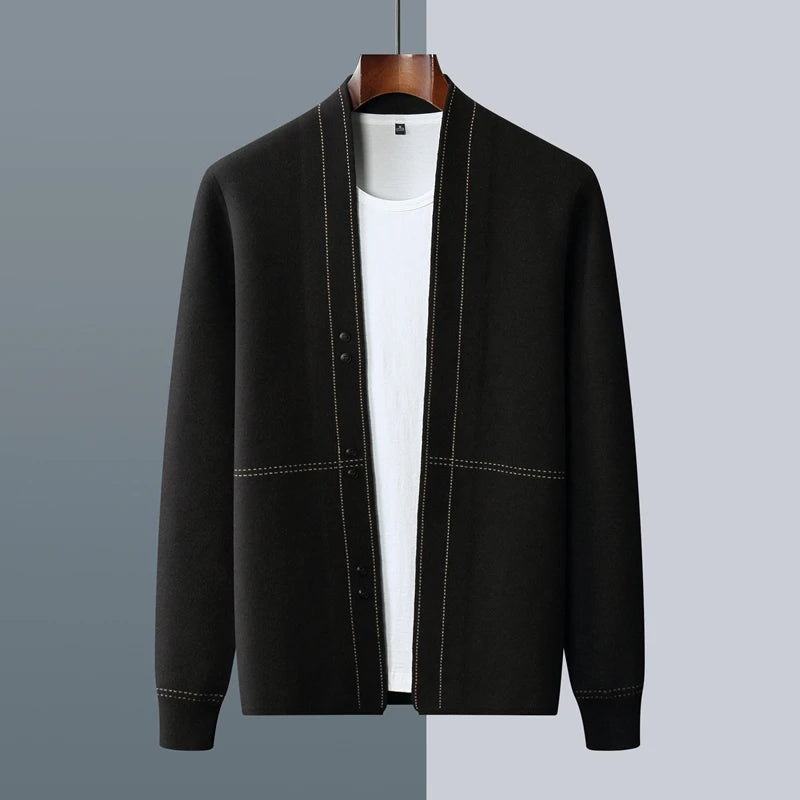 Men’s luxurious cardigan for autumn with premium fabric, tailored fit, and breathable warmth for stylish comfort.







