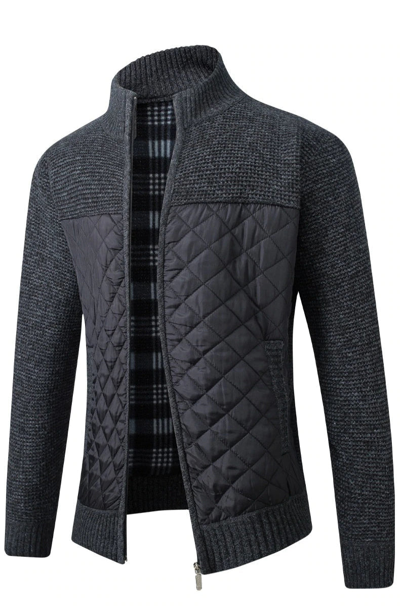   Premium cardigan for autumn, a stylish and comfortable layering piece for chilly days.







