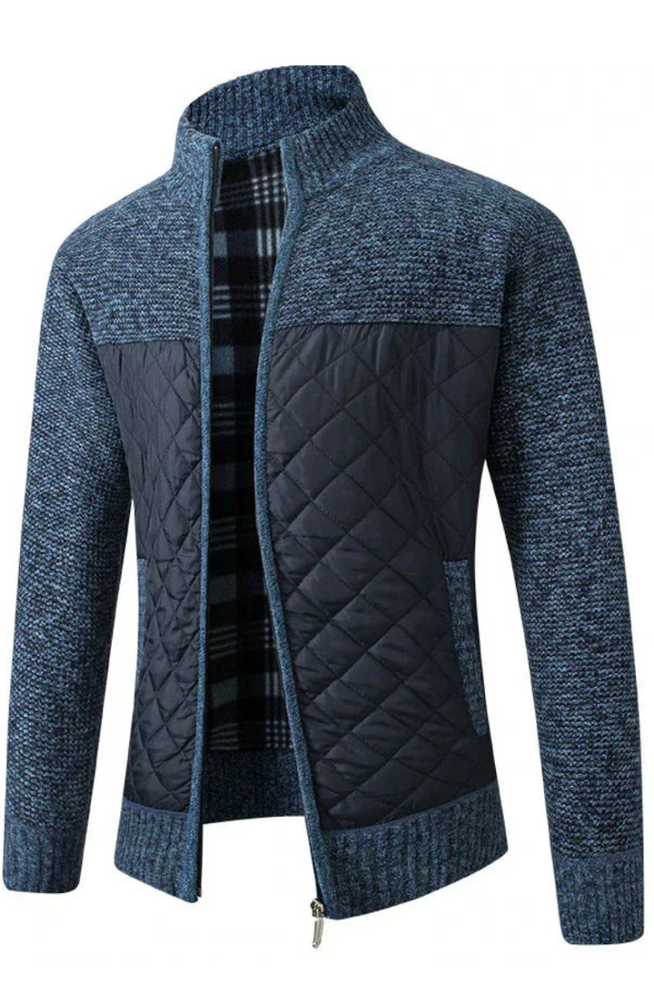   Premium cardigan for autumn, a stylish and comfortable layering piece for chilly days.







