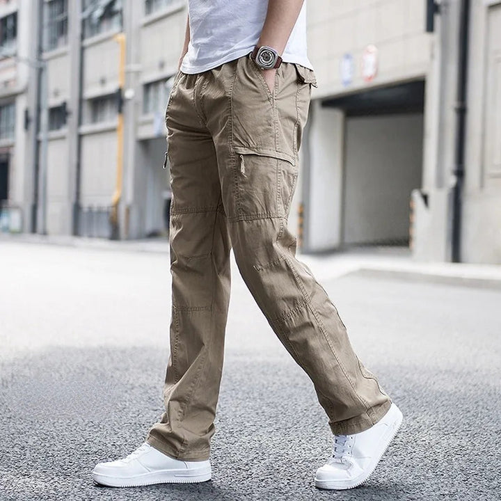 Trendy multipocket cargo pants with a modern fit and spacious pockets, perfect for stylish and functional autumn wear.







