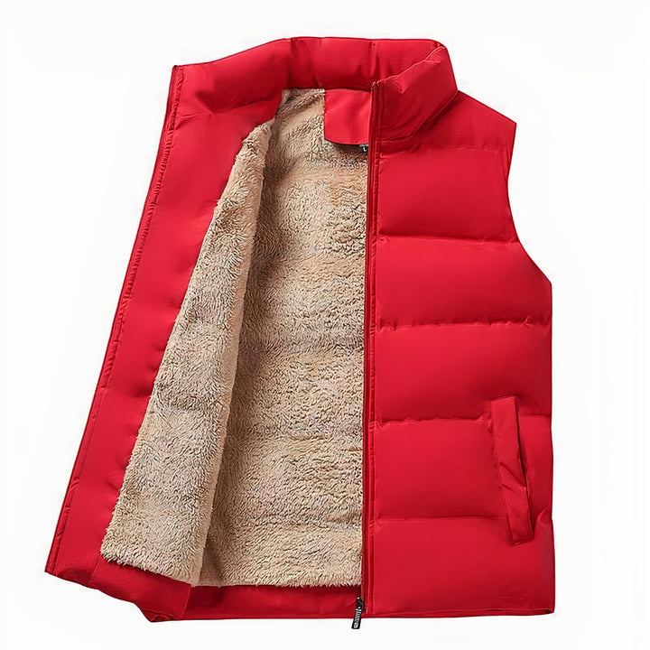 Warm sleeveless autumn vest for men, perfect for layering and staying cozy during cool autumn days.