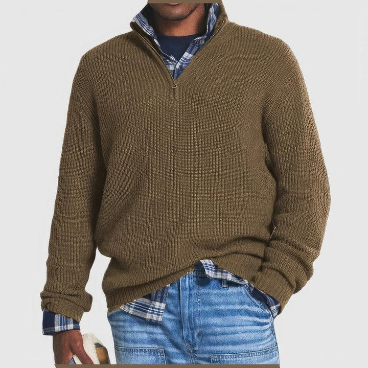 Basic autumn wool sweater for men, lightweight and breathable, ideal for layering on cool days.