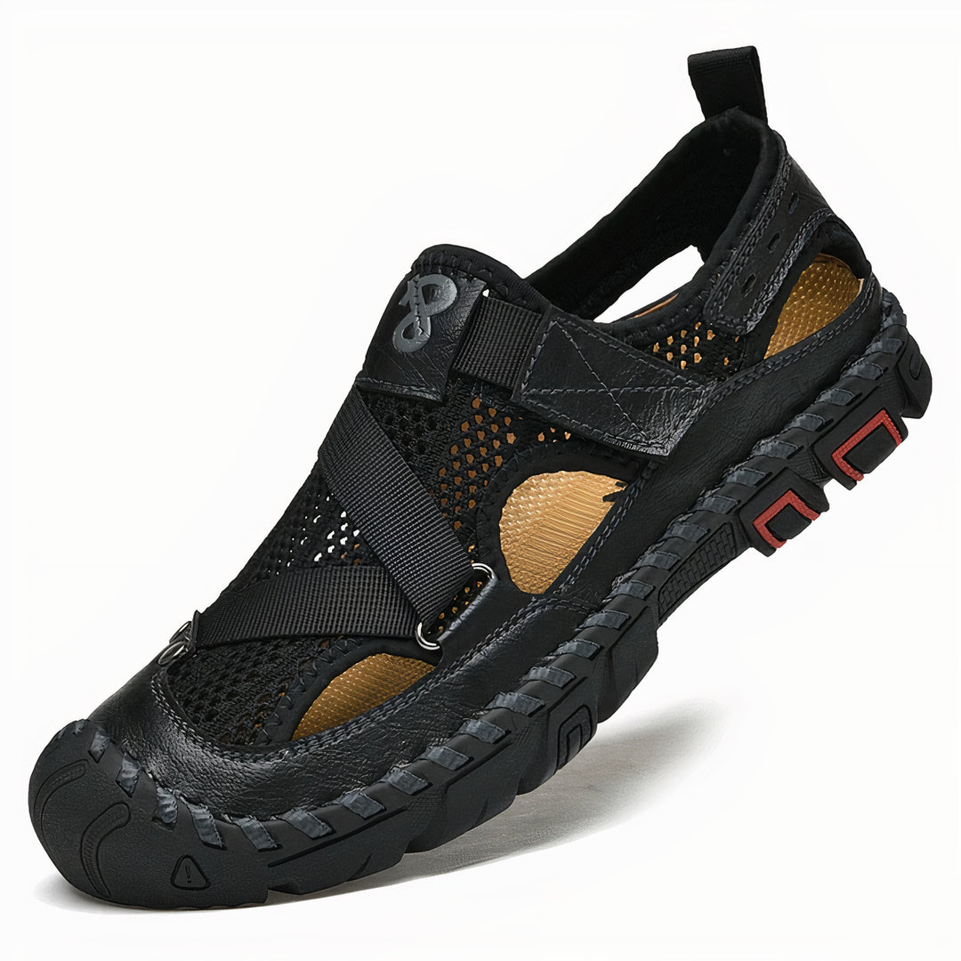 Breathable leather sandals with a lightweight design and non-slip sole, ideal for summer days.







