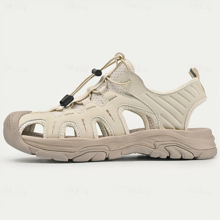 Breathable and lightweight men's summer sandals with anti-slip sole, ideal for warm autumn days.