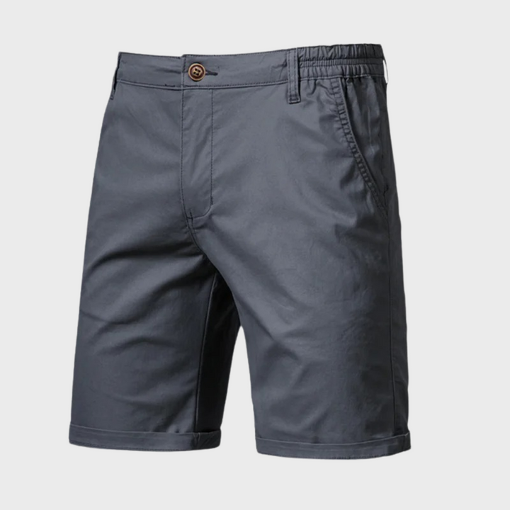 Casual chic summer shorts for men, lightweight and breathable, ideal for stylish and comfortable summer wear.






