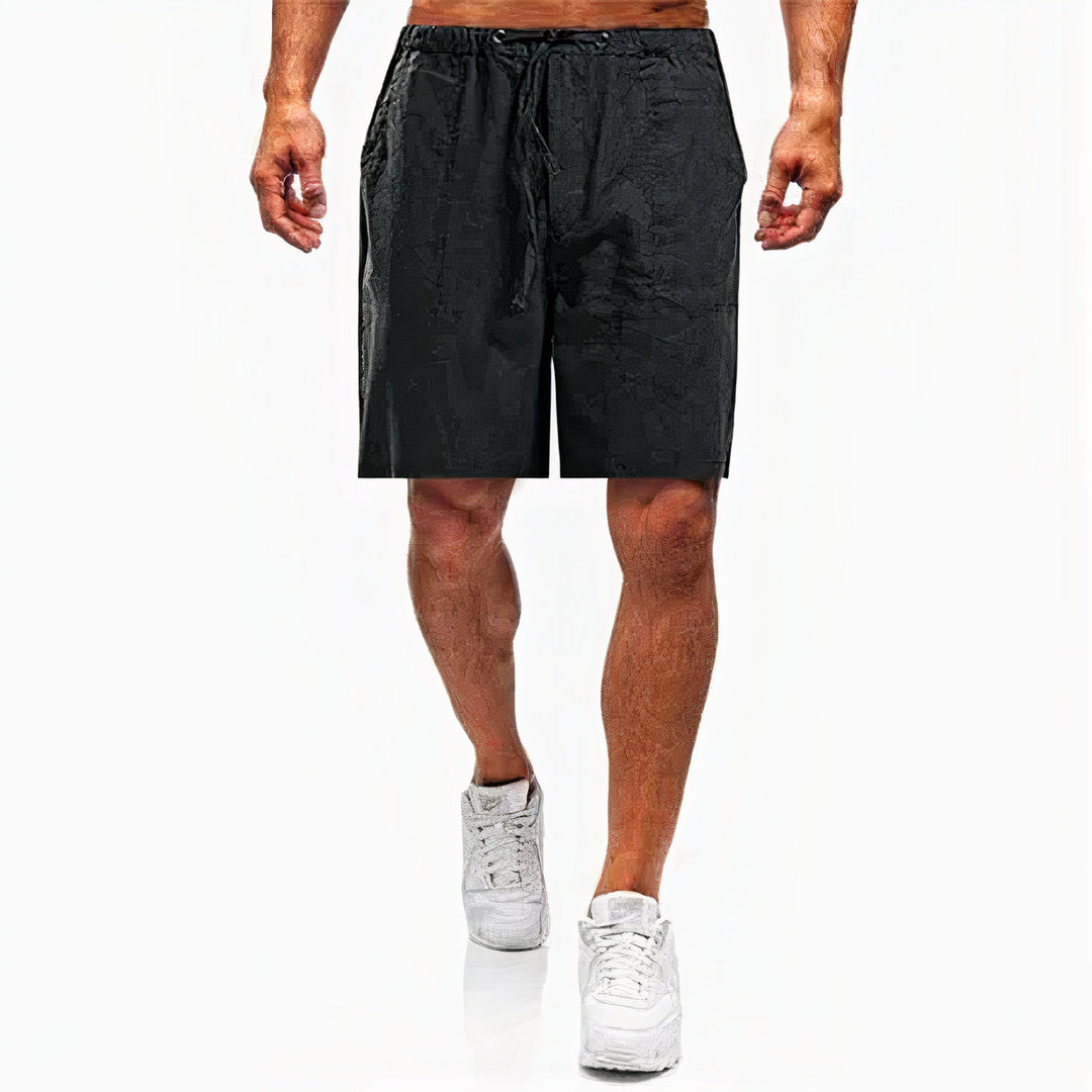 Casual linen shorts for men with a relaxed fit, ideal for summer days and warm-weather comfort.