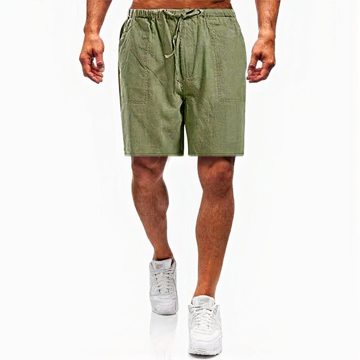 Casual linen shorts for men with a relaxed fit, ideal for summer days and warm-weather comfort.