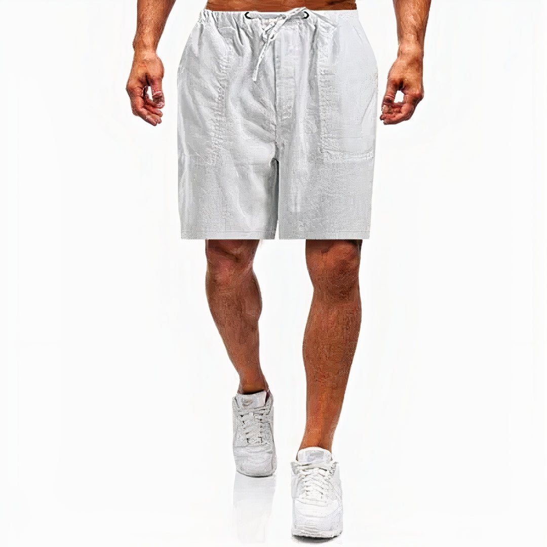 Casual linen shorts for men with a relaxed fit, ideal for summer days and warm-weather comfort.