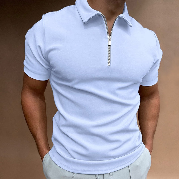 Casual men’s polo shirt with breathable fabric and classic design, perfect for summer comfort and style.