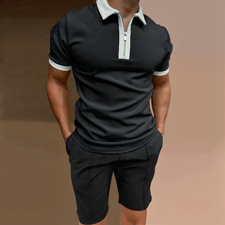 Casual men’s summer set with lightweight, breathable fabric, ideal for relaxed and stylish summer days.






