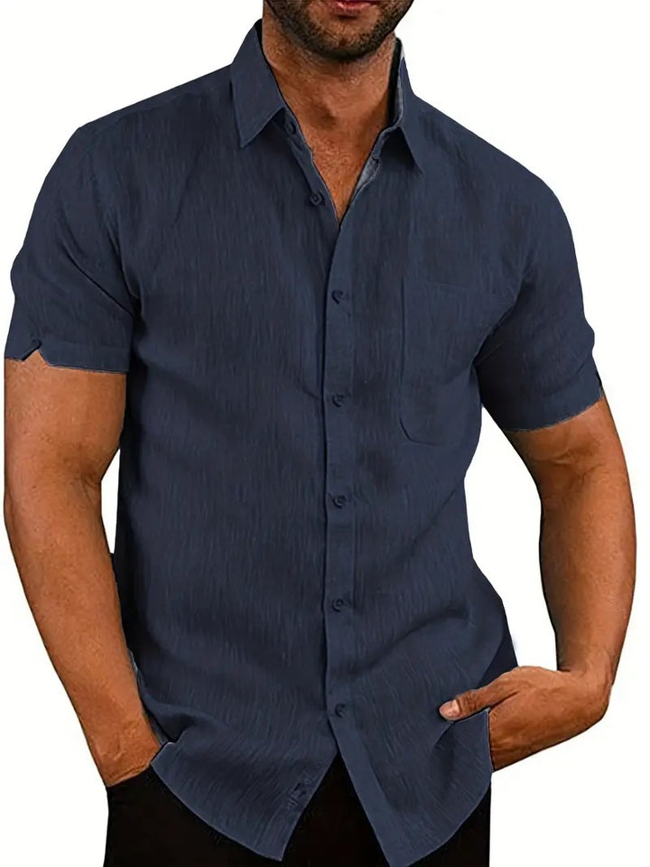 Casual summer polo shirt with breathable fabric, relaxed fit, and versatile style, ideal for warm summer days.