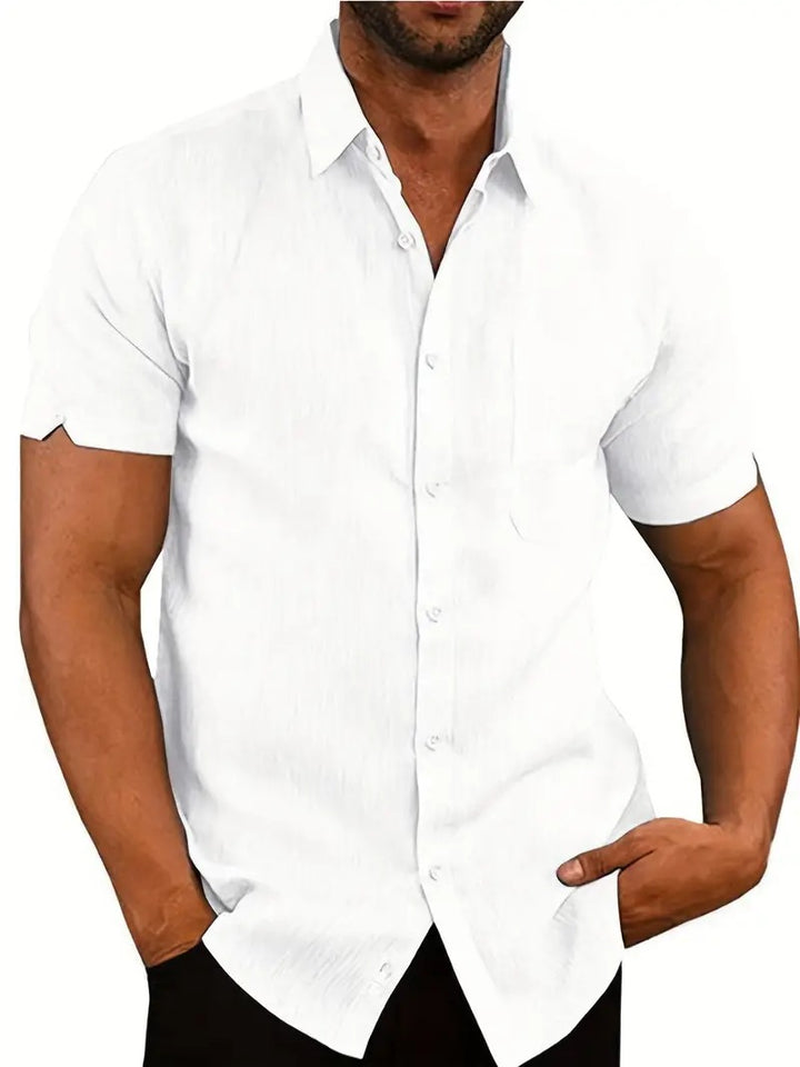 Casual summer polo shirt with breathable fabric, relaxed fit, and versatile style, ideal for warm summer days.