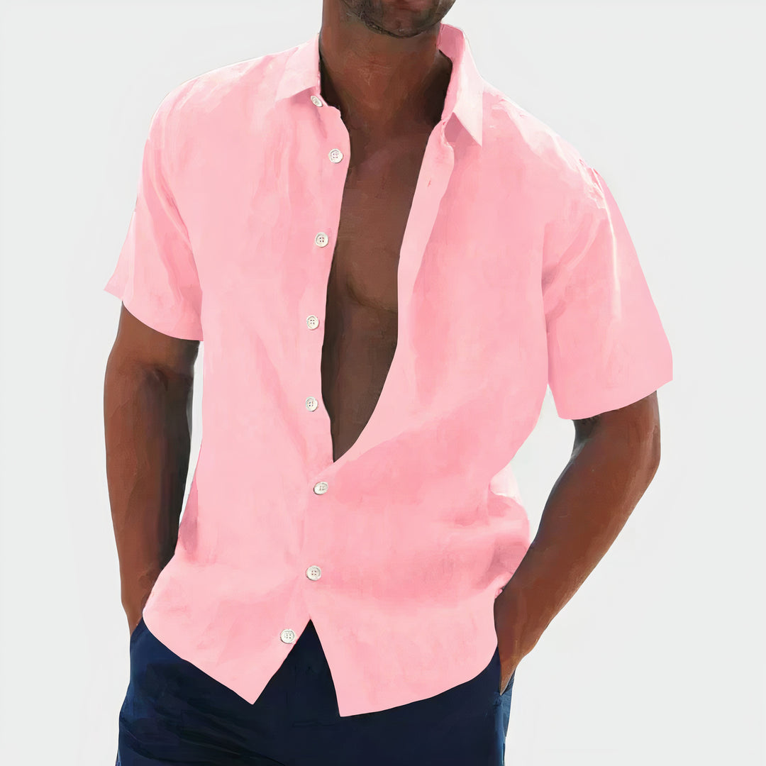 Casual summer shirt for men, perfect for warm days with breathable fabric and a relaxed fit.






