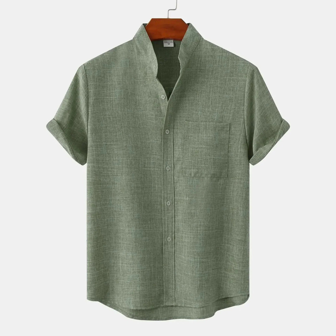 Classic elegant shirt with a timeless design, breathable fabric, and comfortable fit, ideal for summer days.






