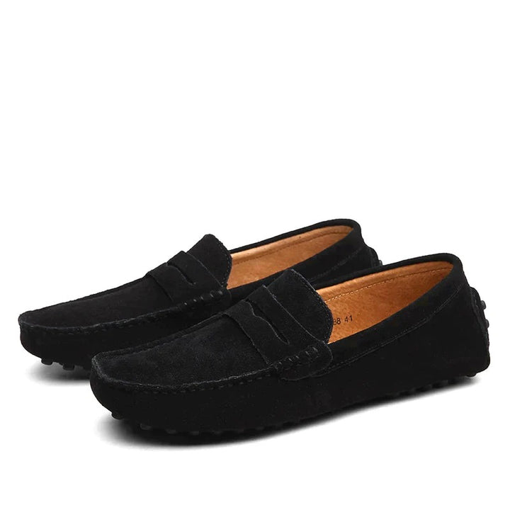 Classic elegant suede loafers with a timeless design, soft suede finish, and cushioned insoles, ideal for summer days.






