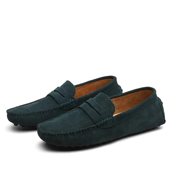 Classic elegant suede loafers with a timeless design, soft suede finish, and cushioned insoles, ideal for summer days.






