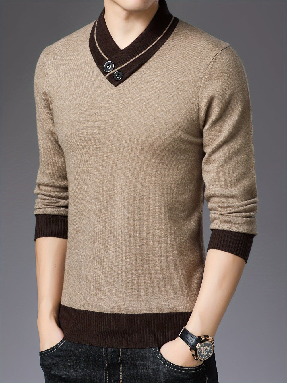 Classic men’s sweater designed for autumn, offering timeless style and cozy comfort.







