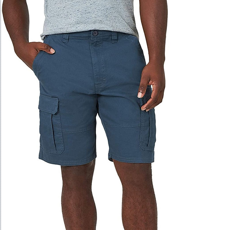 Comfortable men's cargo shorts with a relaxed fit, breathable fabric, and multiple pockets, perfect for casual summer days and outdoor activities.






