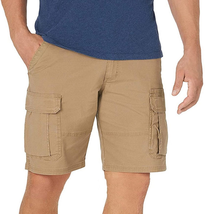 Comfortable men's cargo shorts with a relaxed fit, breathable fabric, and multiple pockets, perfect for casual summer days and outdoor activities.






