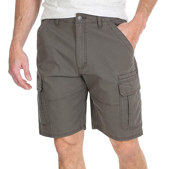 Comfortable men's cargo shorts with a relaxed fit, breathable fabric, and multiple pockets, perfect for casual summer days and outdoor activities.






