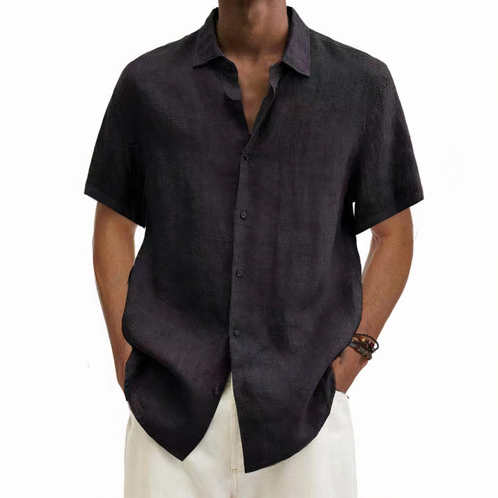 Comfy linen shirt for summer, featuring breathable fabric and a relaxed fit, ideal for warm days and stylish comfort.






