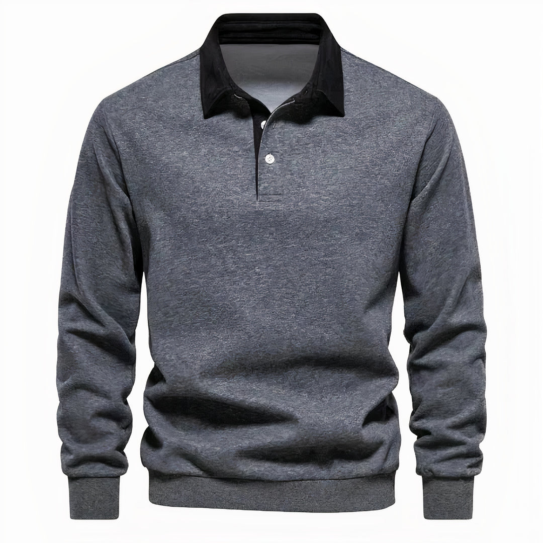 Elegant autumn sweater for men with a soft, breathable fabric and stylish fit, ideal for autumn days.