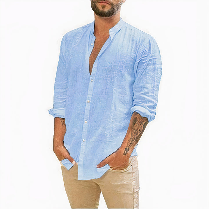 Elegant Carpi linen shirt for men with premium breathable fabric, lightweight design, and a versatile tailored fit, ideal for summer days.







