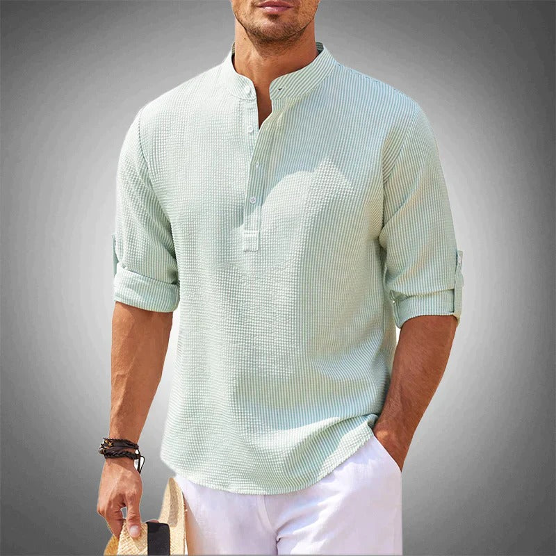 Elegant classic summer shirt with lightweight, breathable fabric and a timeless design, ideal for summer days and versatile styling.






