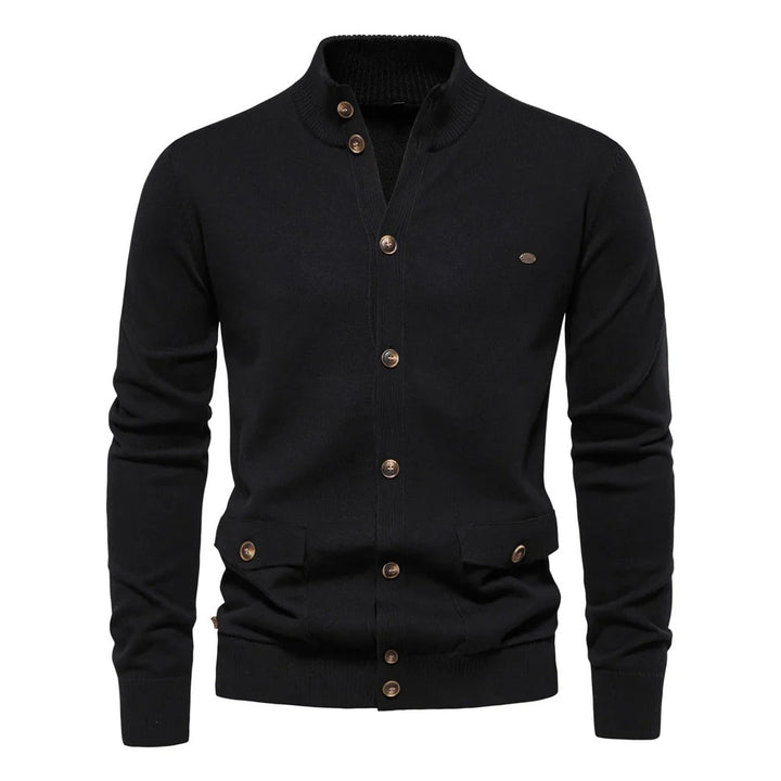 Stylish men's buttoned cardigan, perfect for layering and staying warm on autumn days.







