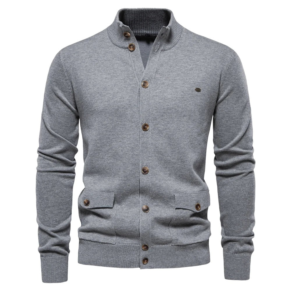 Stylish men's buttoned cardigan, perfect for layering and staying warm on autumn days.







