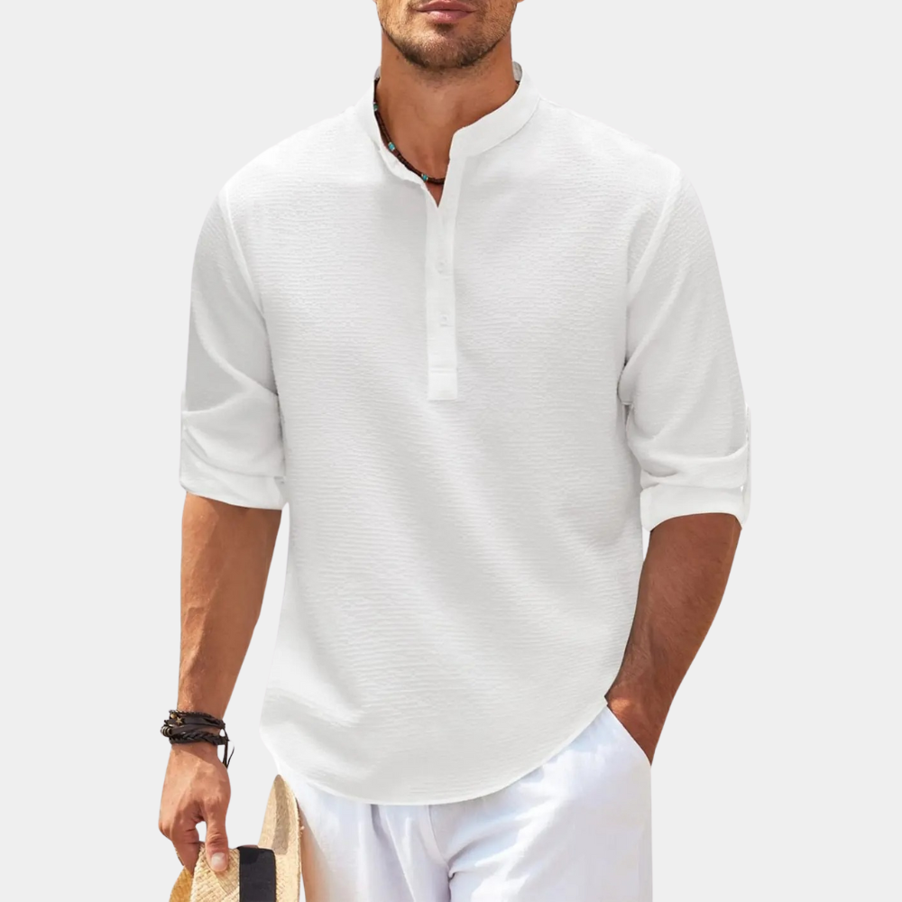 Elegant men's summer shirt with breathable, lightweight fabric and a refined design, ideal for casual and semi-formal occasions.






