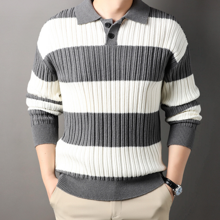  Luxe knitted warm sweater for men with premium fabric, ideal for autumn days and stylish versatility.







