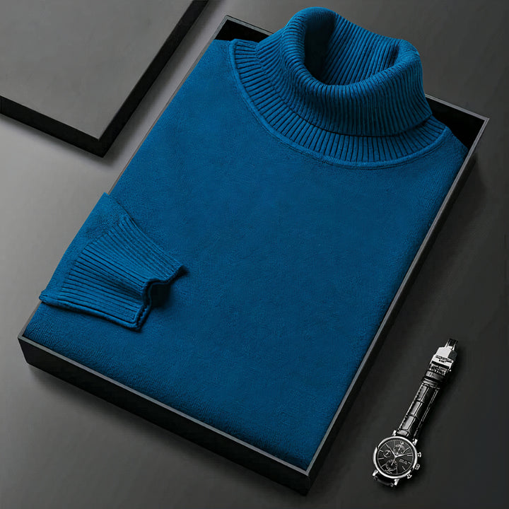 Luxurious turtleneck sweater for men, featuring a timeless design and premium materials for comfort and style on autumn days.







