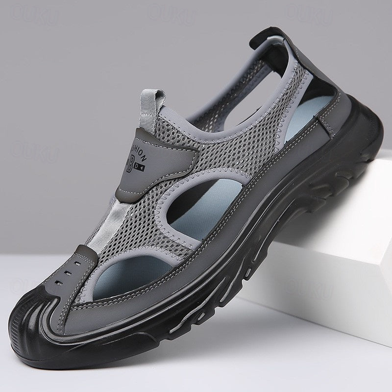 Lightweight and breathable men's summer sandals with a flexible sole and ergonomic support for all-day comfort.