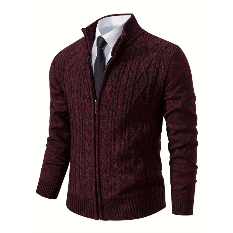 Men’s casual cardigan, lightweight and stylish, ideal for layering on cool autumn days with breathable and durable fabric.







