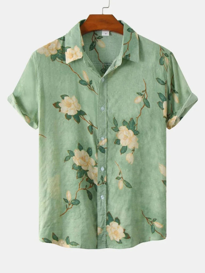 Men's casual floral button-up shirt with lightweight and breathable fabric, ideal for relaxed summer days.