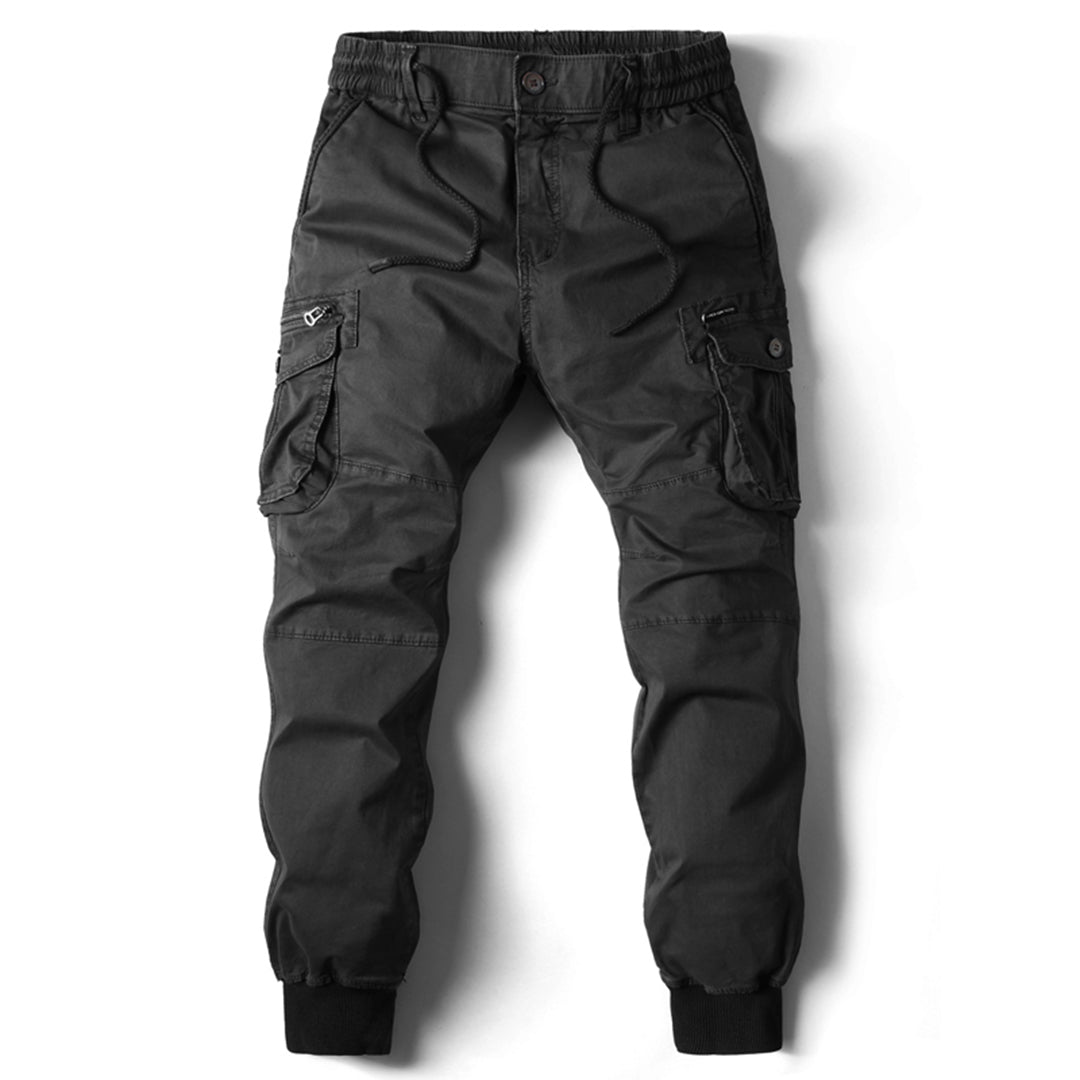 Men's classic multipocket cargo pants with a modern fit, breathable fabric, and practical storage, perfect for style and utility on summer days.






