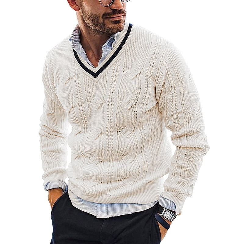 Men’s elegant sweater with breathable fabric and lightweight construction, perfect for summer evenings and versatile occasions.