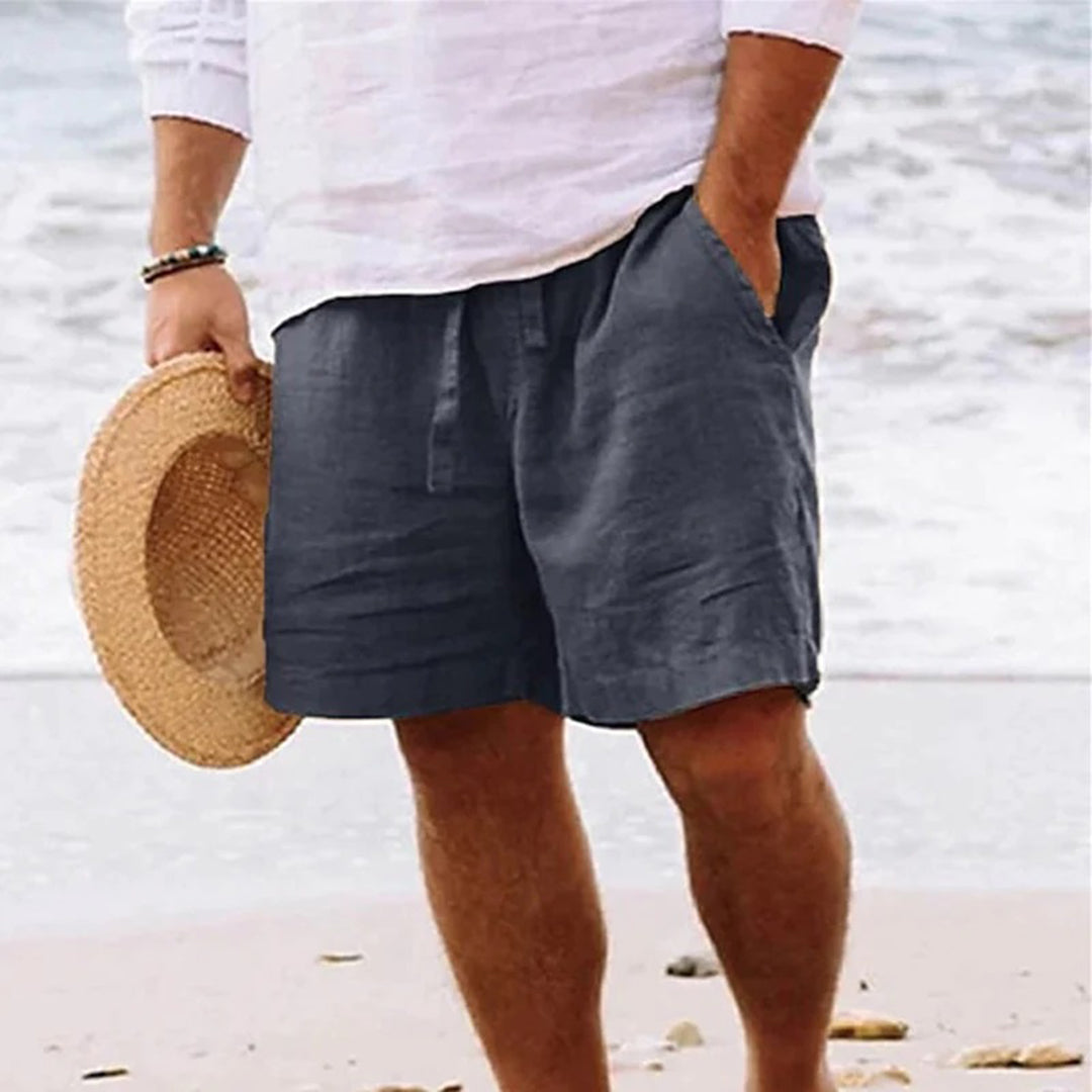 Men's stylish shorts made from breathable fabric, perfect for casual outings and summer days.






