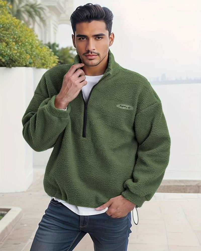 Men's warm fleece autumn sweater with a soft, insulating design, perfect for chilly days.







