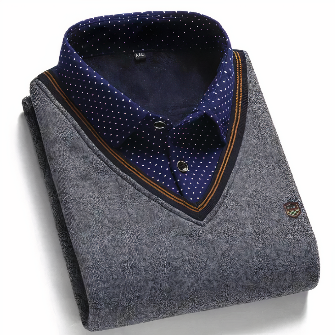  Men's wool sweater with a timeless old-money style, offering warmth, comfort, and elegance for autumn days.