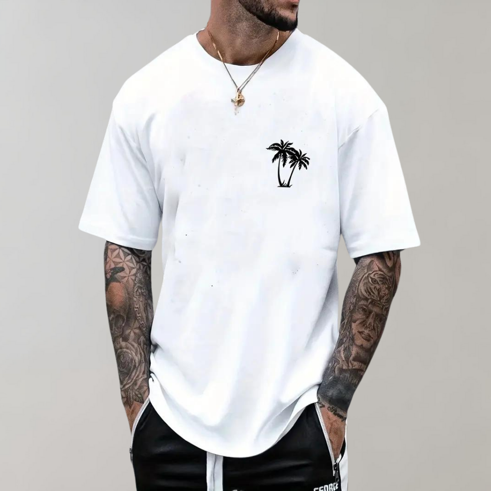  Men's palm tree summer T-shirt with breathable fabric and a tropical design, perfect for summer days and casual outings.