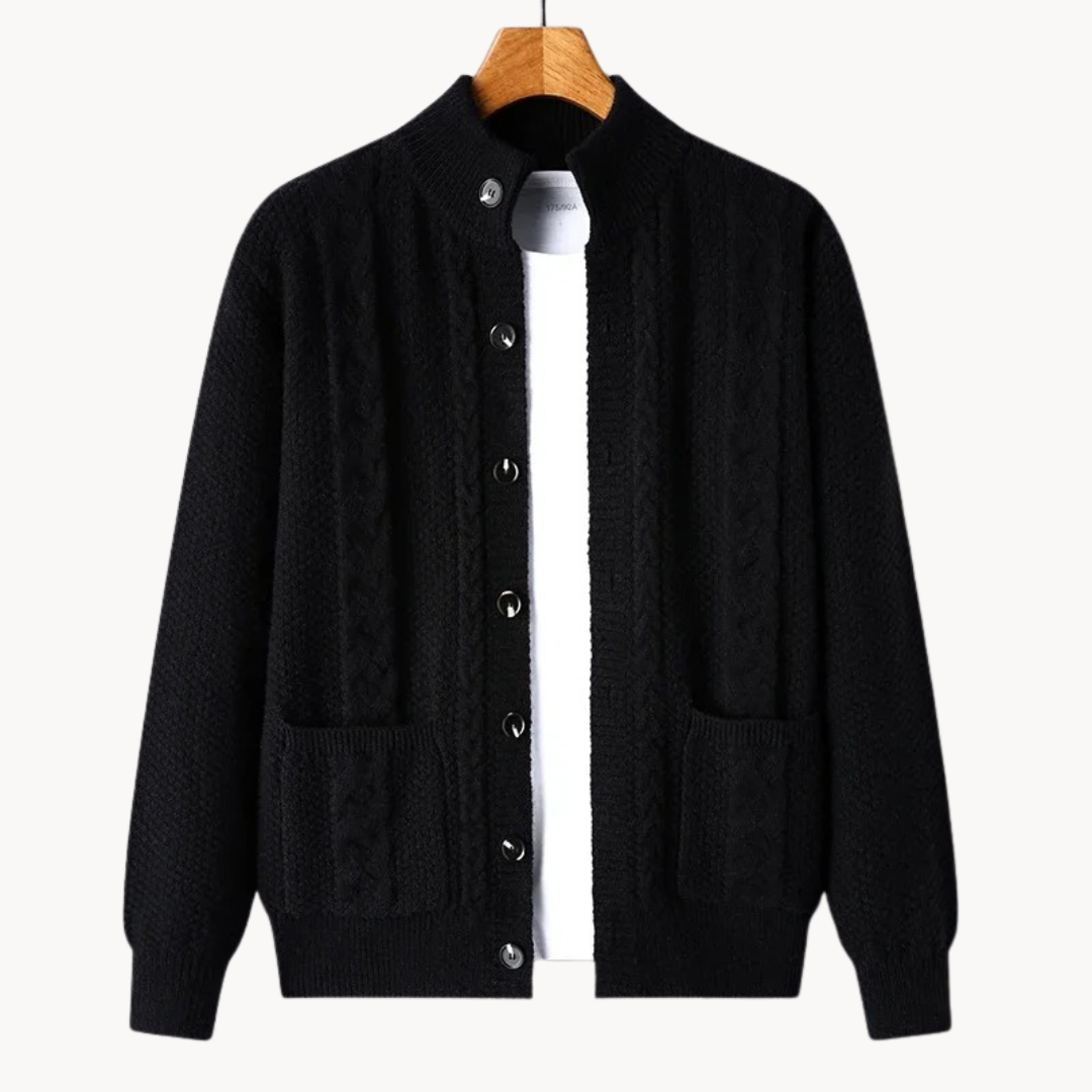 Premium autumn cardigan for men, perfect for layering on cool autumn days.







