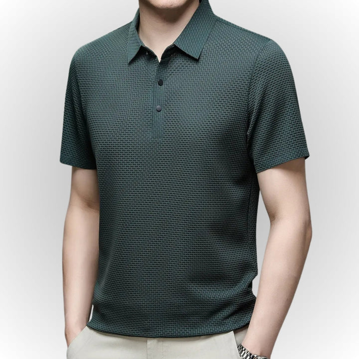 Premium elegant men's polo shirt with tailored fit and breathable fabric, ideal for summer days and versatile occasions.






